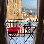Apartahotel Entire With Amazing Seaview Terrace Near Galata Tower