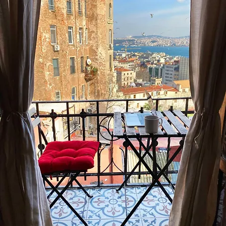 Apart Otel Entire With Amazing Seaview Terrace Near Galata Tower
